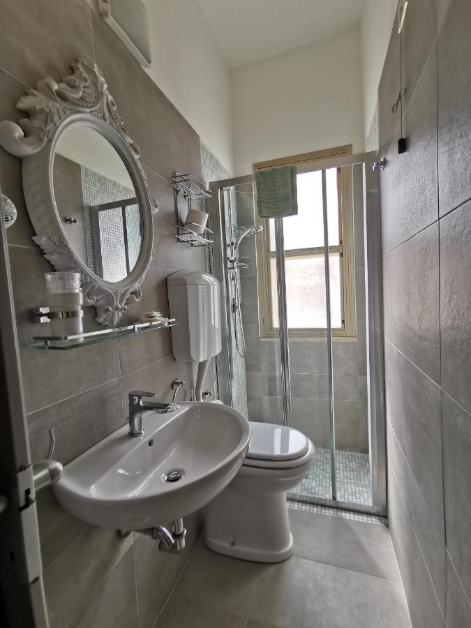 Hotel Vistamare Viserba Rimini Kültér fotó