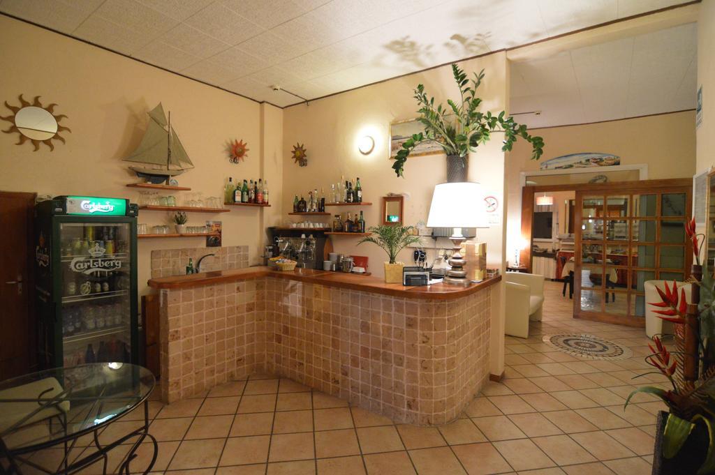 Hotel Vistamare Viserba Rimini Kültér fotó
