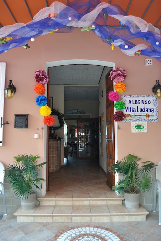 Hotel Vistamare Viserba Rimini Kültér fotó