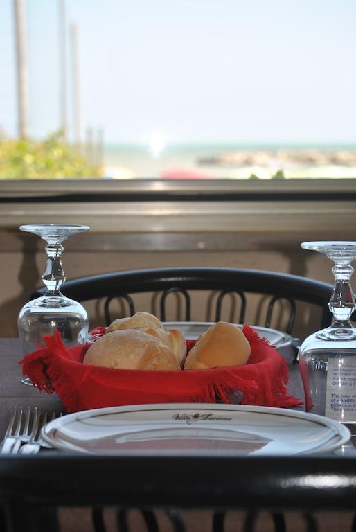 Hotel Vistamare Viserba Rimini Kültér fotó