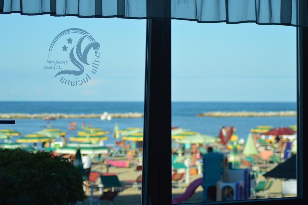 Hotel Vistamare Viserba Rimini Kültér fotó